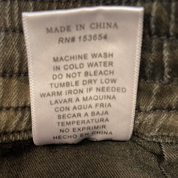 Fashionnova Camo Joggers Unisex Size M - Picture 5 of 16